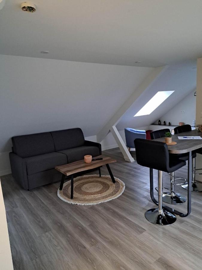 Studio Spacieux Et Elegant Au Coeur De Bourbourg - Gare A Proximite Exterior photo